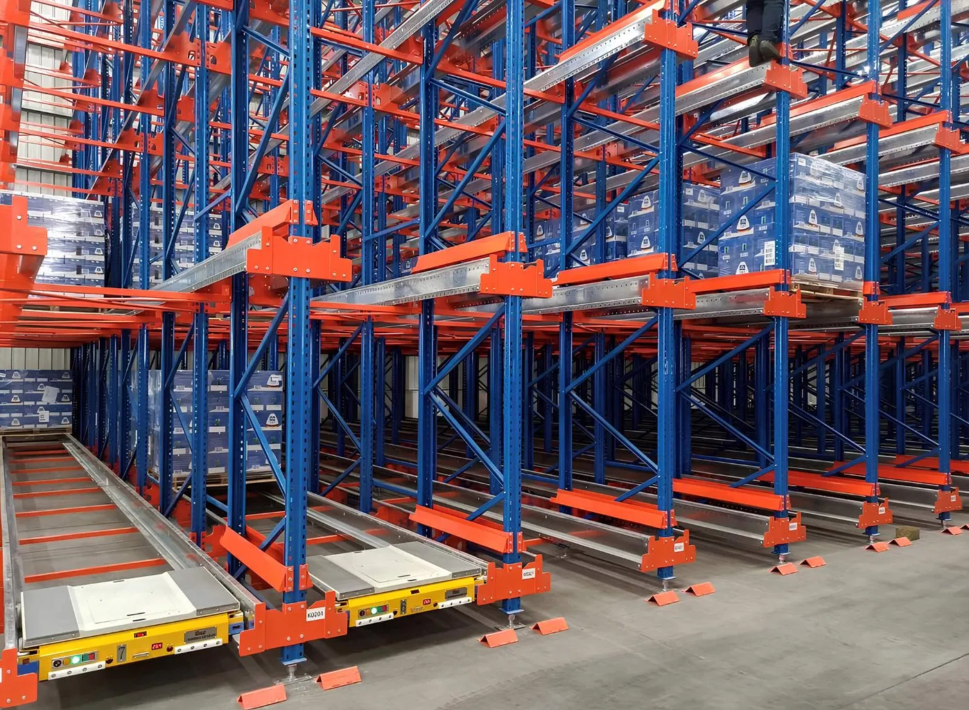 High Density Asrs System Flexible Heavy Duty Radio Two Direction Shuttle Racking System