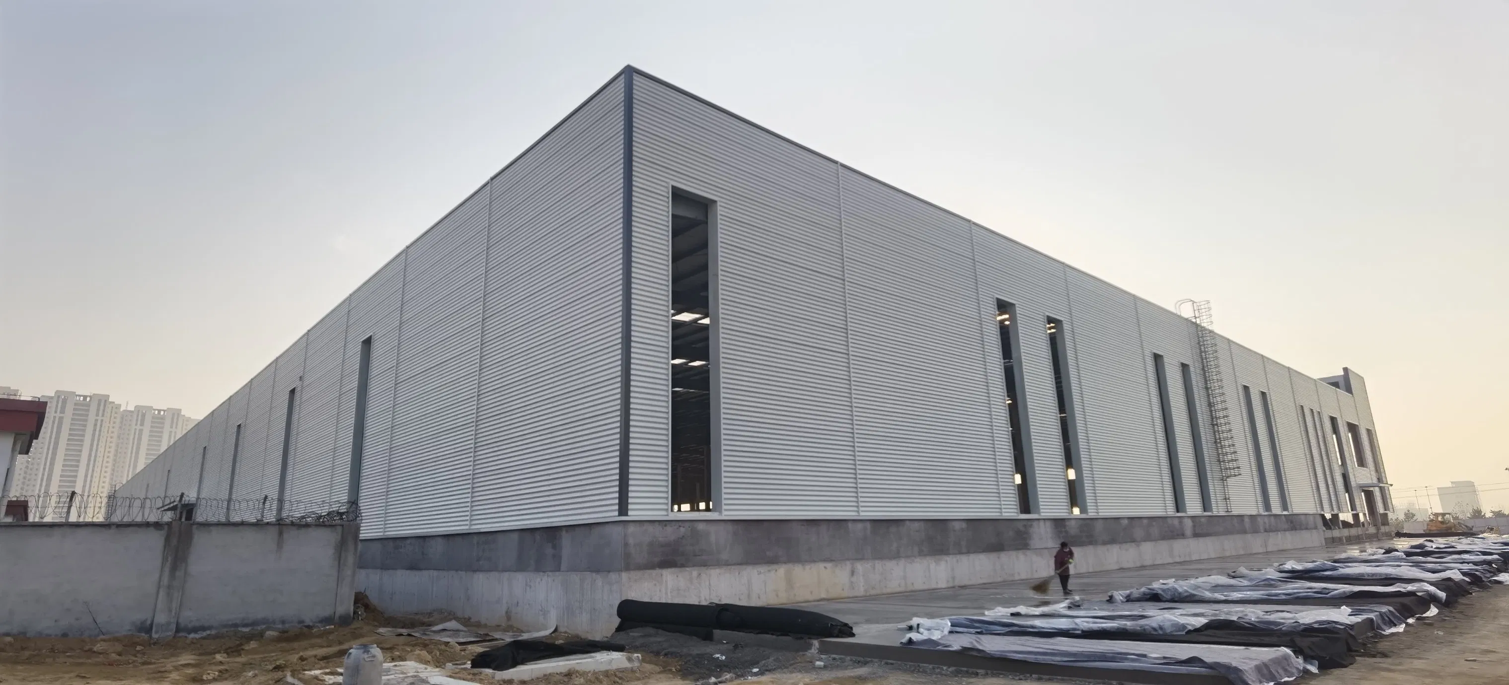 Safety-Focused and Strong Steel Structure for Hazardous Environments Prefab Steel Structure Warehouse Construction