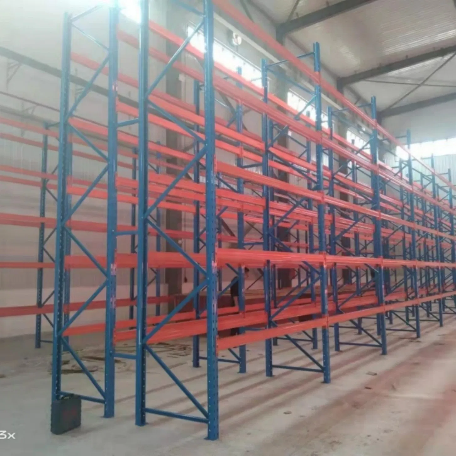 Heavy-Duty Gravity Shelves with Powder Coating for Industrial Storage
