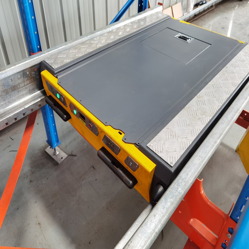 Customized Warehouse Semi-Automated Radio Shuttle Pallet Racking System