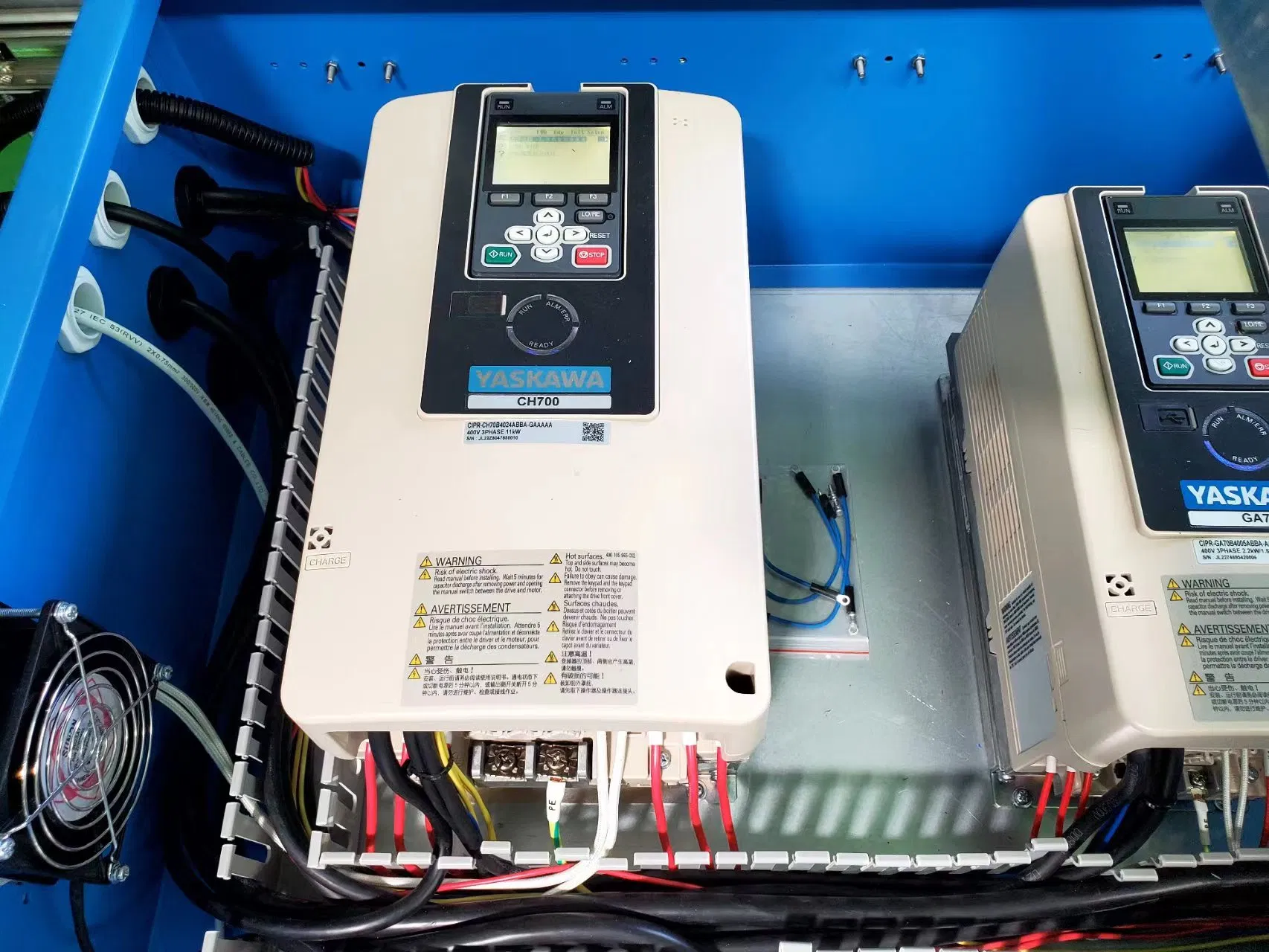 Vertical Lift Module Smart Warehouse Rack System Automatic Warehouse