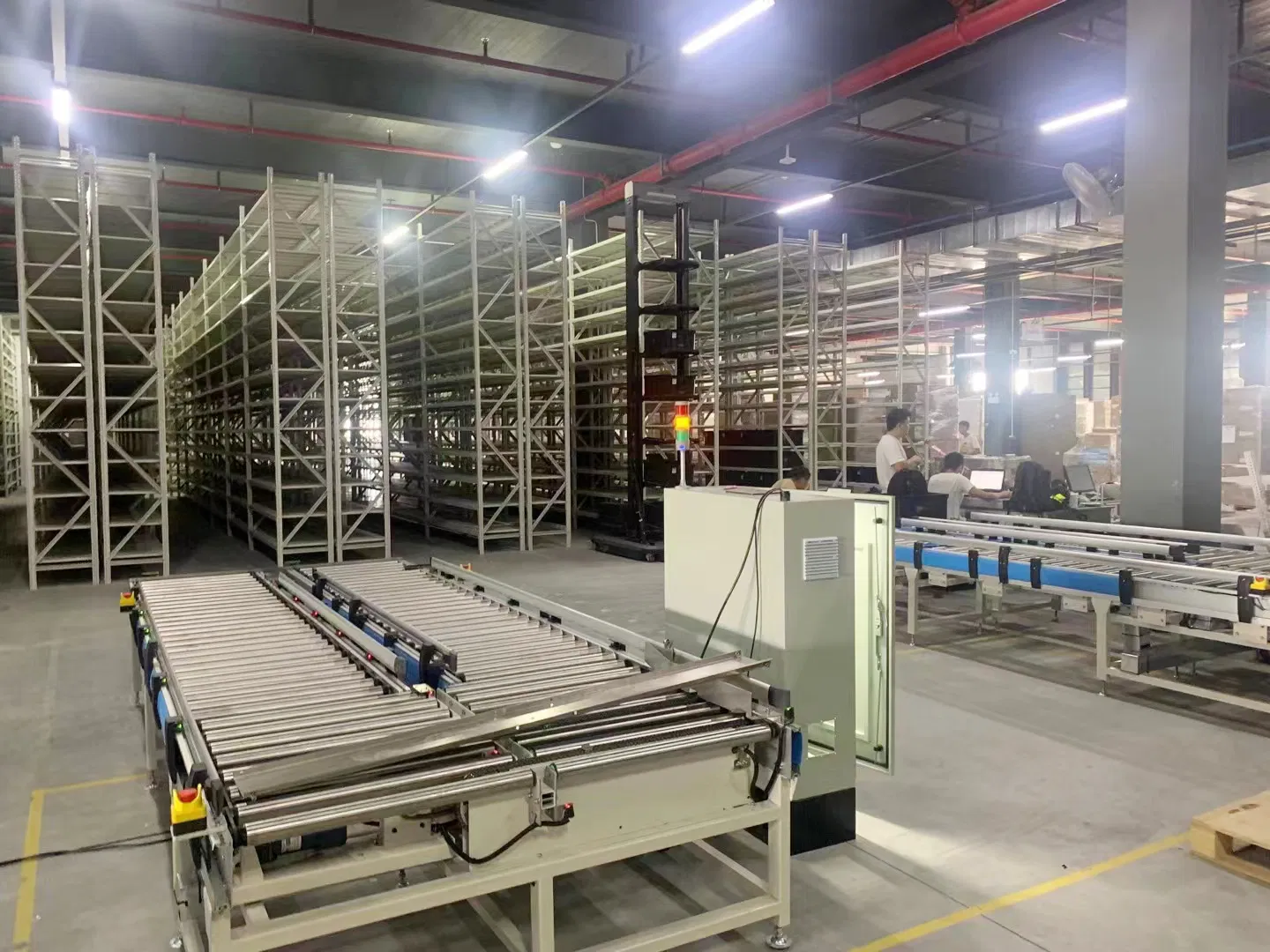 Efficient RS Racking Solutions for Automatic Warehouse Storage Needs