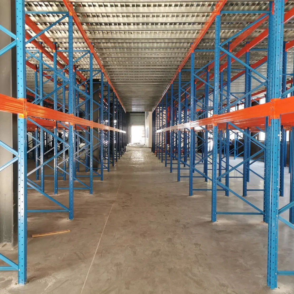 Robust Multi-Level Storage System for Heavy Loads and Space-Saving