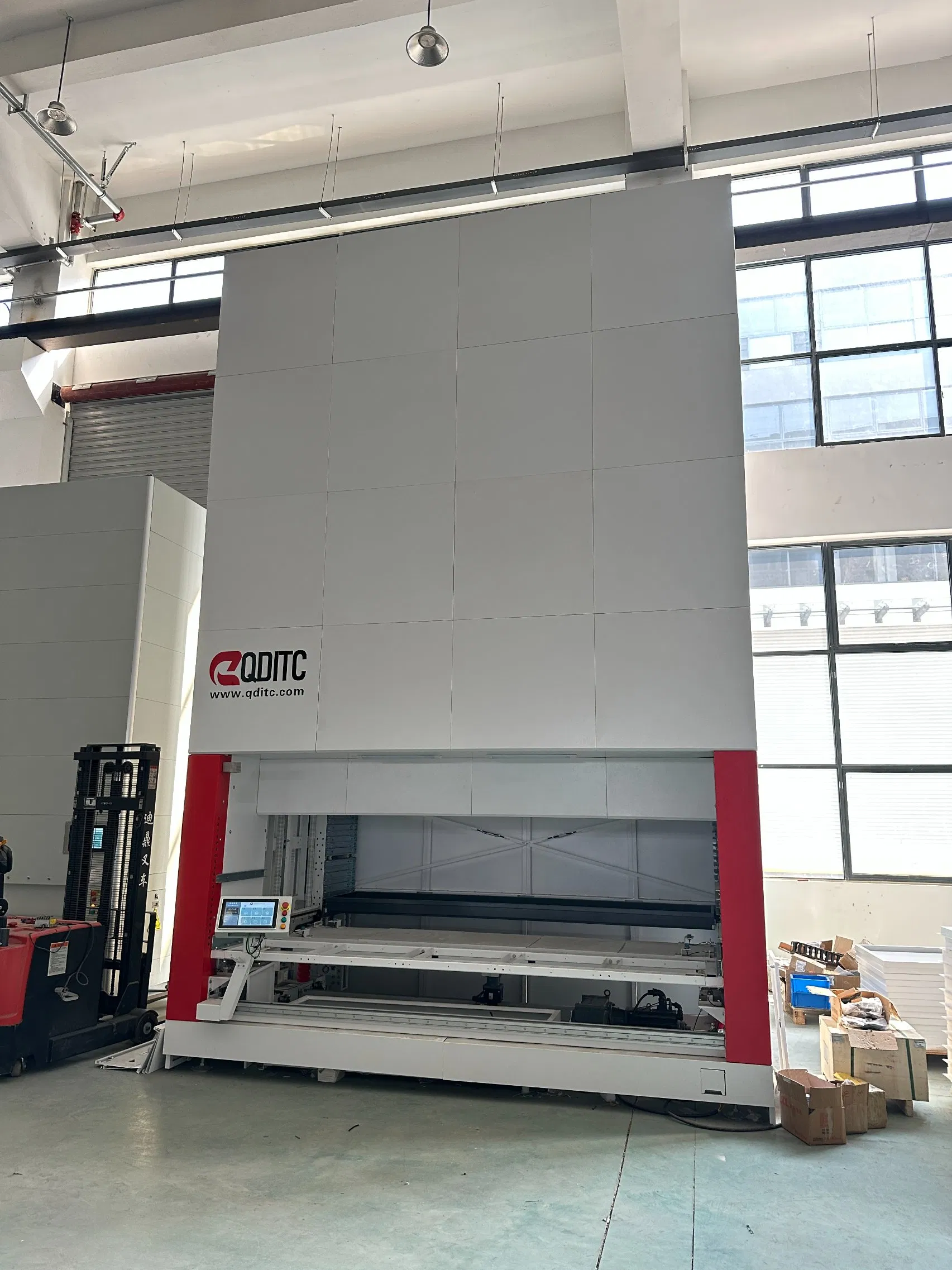 High-Density Vertical Storage System for Maximum Warehouse Performance