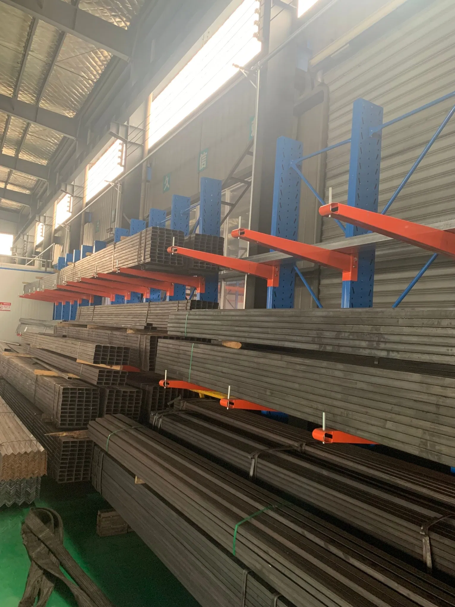 Multipurpose Cantilever Racks Adjustable Shelves Sturdy Support Durable Storage Rack Cantilever Rack Warehouse Storage Solutions for Building Materials