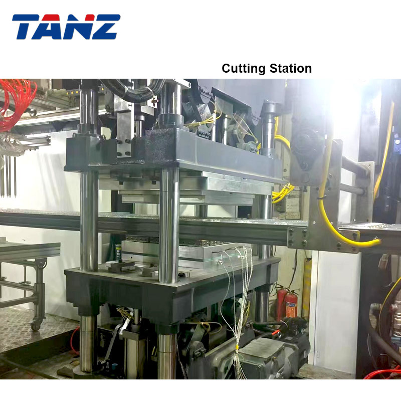 Negative Pressure Forming Cosmetic Trays Plastic Sheet Thermoforming Machine with CE