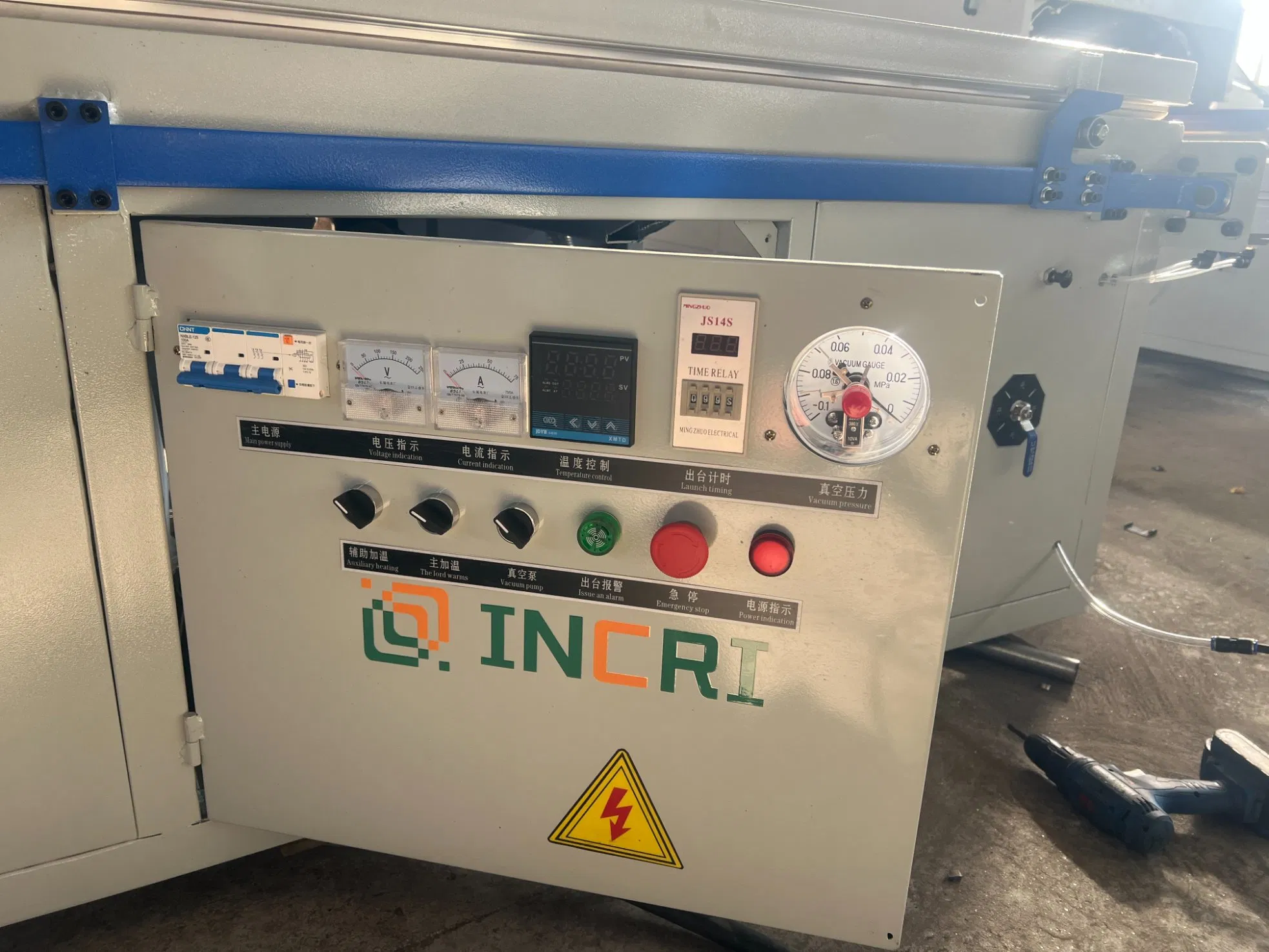 Semi-Automatic Vacuum Thermoforming Machine for Kitchen Cabinet