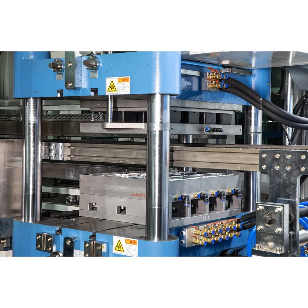 Semi Fully-Automatic 3 Stations Vacuum Thermoforming Machine for Production Plastic Takeaway Boxes