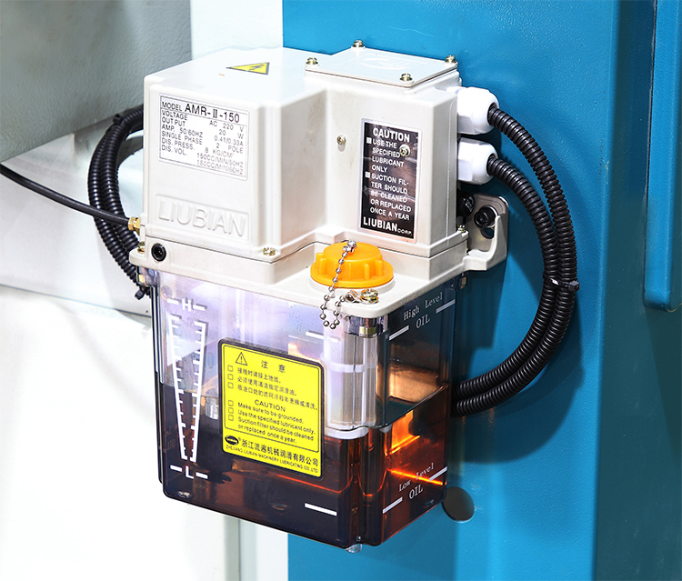 Supply Three Station Positive and Negative Pressure Vacuum Forming Thermoforming Machine for Plastic Products Food Container