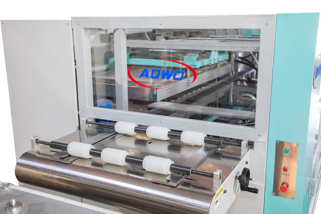 3-Station Automatic Plastic Egg Tray Making Industrial Plastic Vacuum Forming Packaging Machine