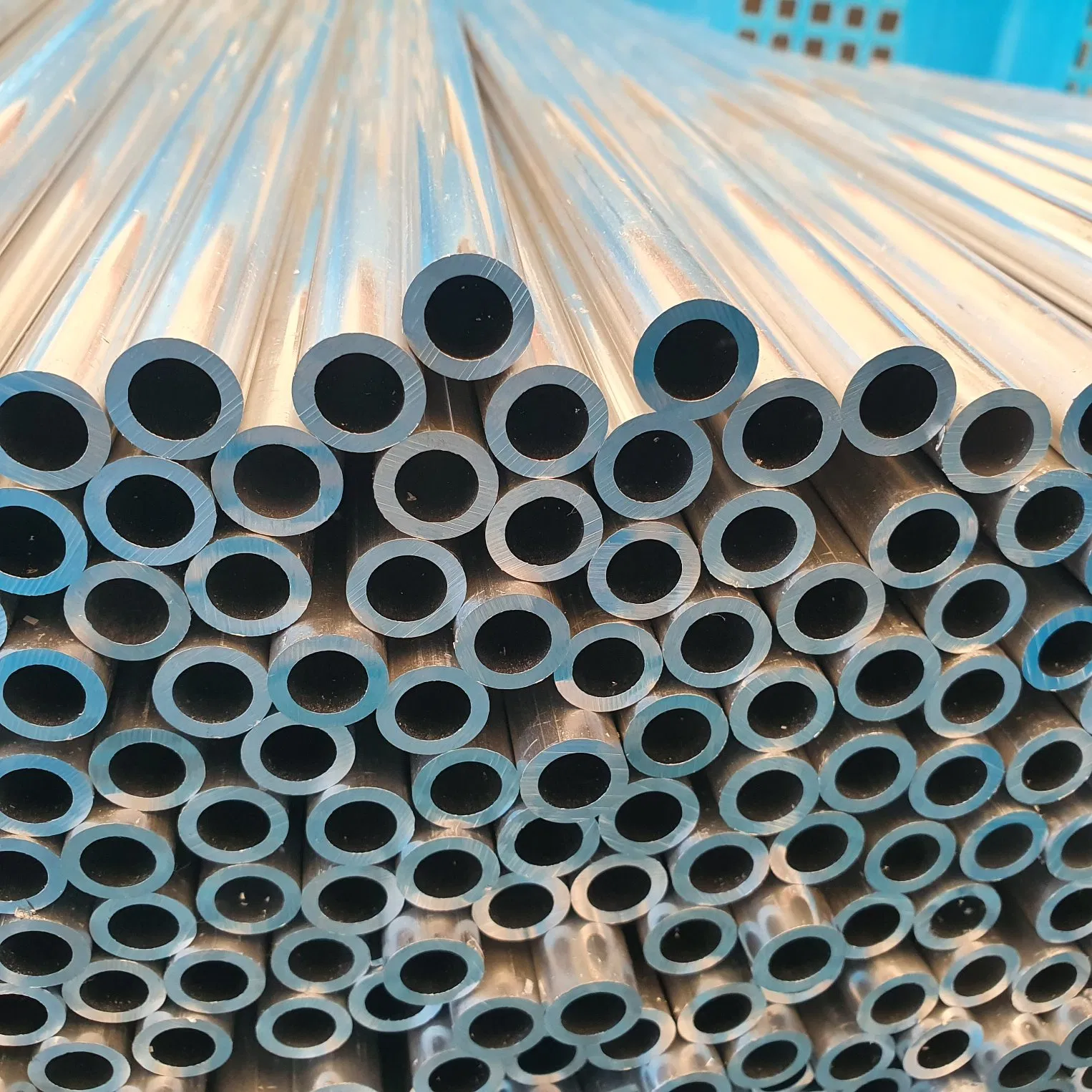 Custom Aluminum Extrusion Profiles 6061 6063 7075 Series Aluminum Sheet Tube