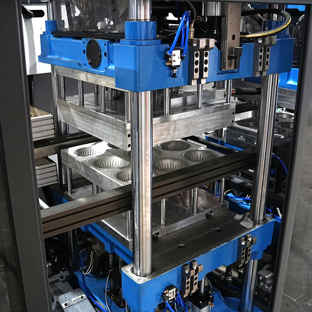 Cheap Price Multi-Stations Thermoforming Machine Three Station Pressure &amp; Vacuum Forming Machine