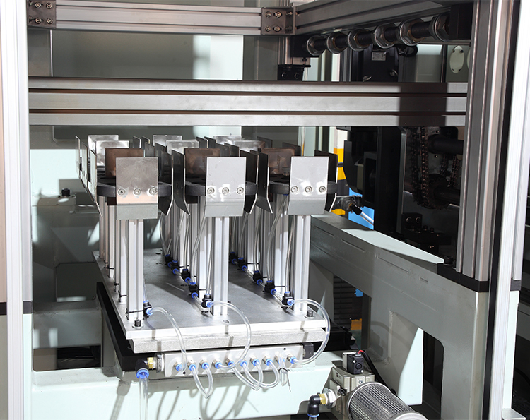 Supply Three Station Positive and Negative Pressure Vacuum Forming Thermoforming Machine for Plastic Products Food Container