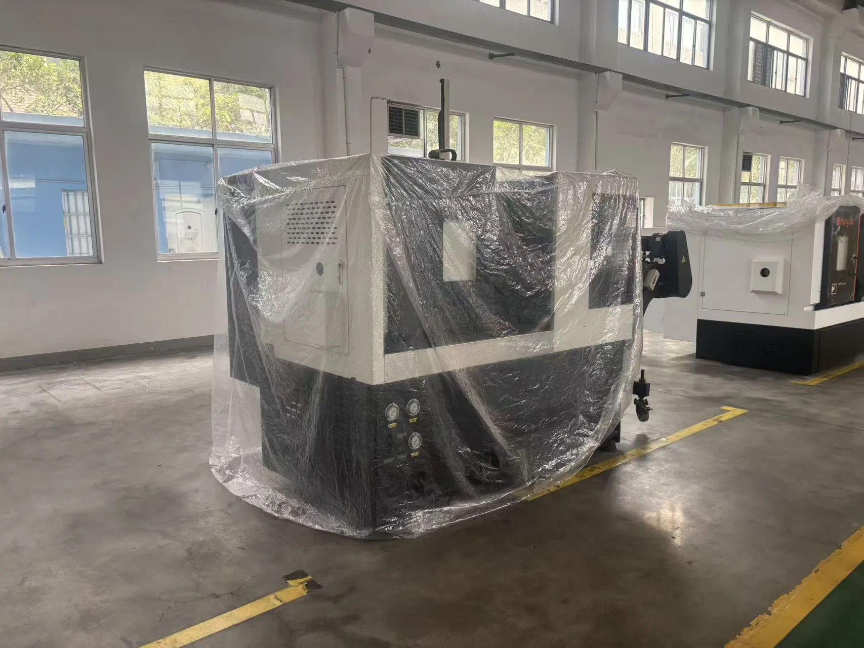 Flexible Manufacturing Multi-Process Machining Precision Numerical Control System with Multi-Axis Linkage