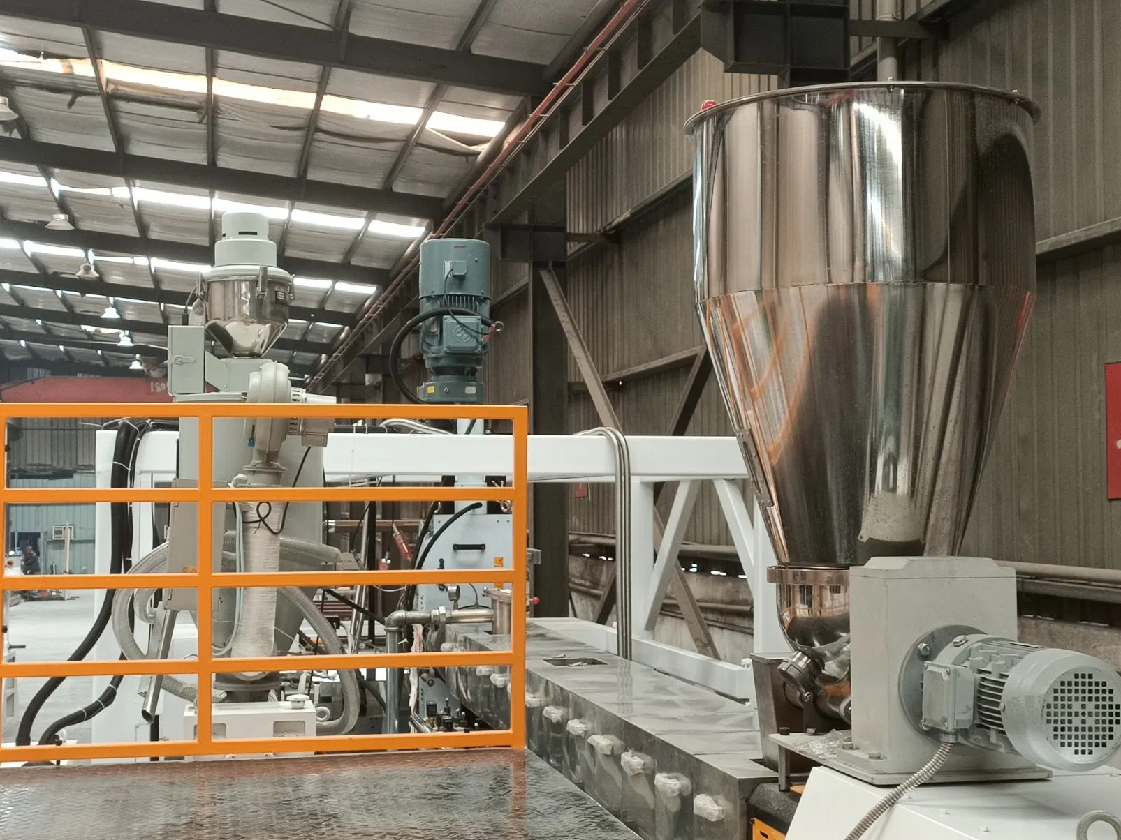 PP/PS Sheet Extrusion and Plastic Cup Lid Thermoforming Production Line