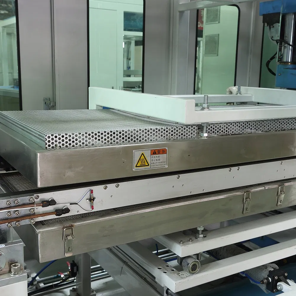 Semi Automatic Thermoforming Machine for Pet Fruit Container Snack Packaging Box with CE and ISO Certification