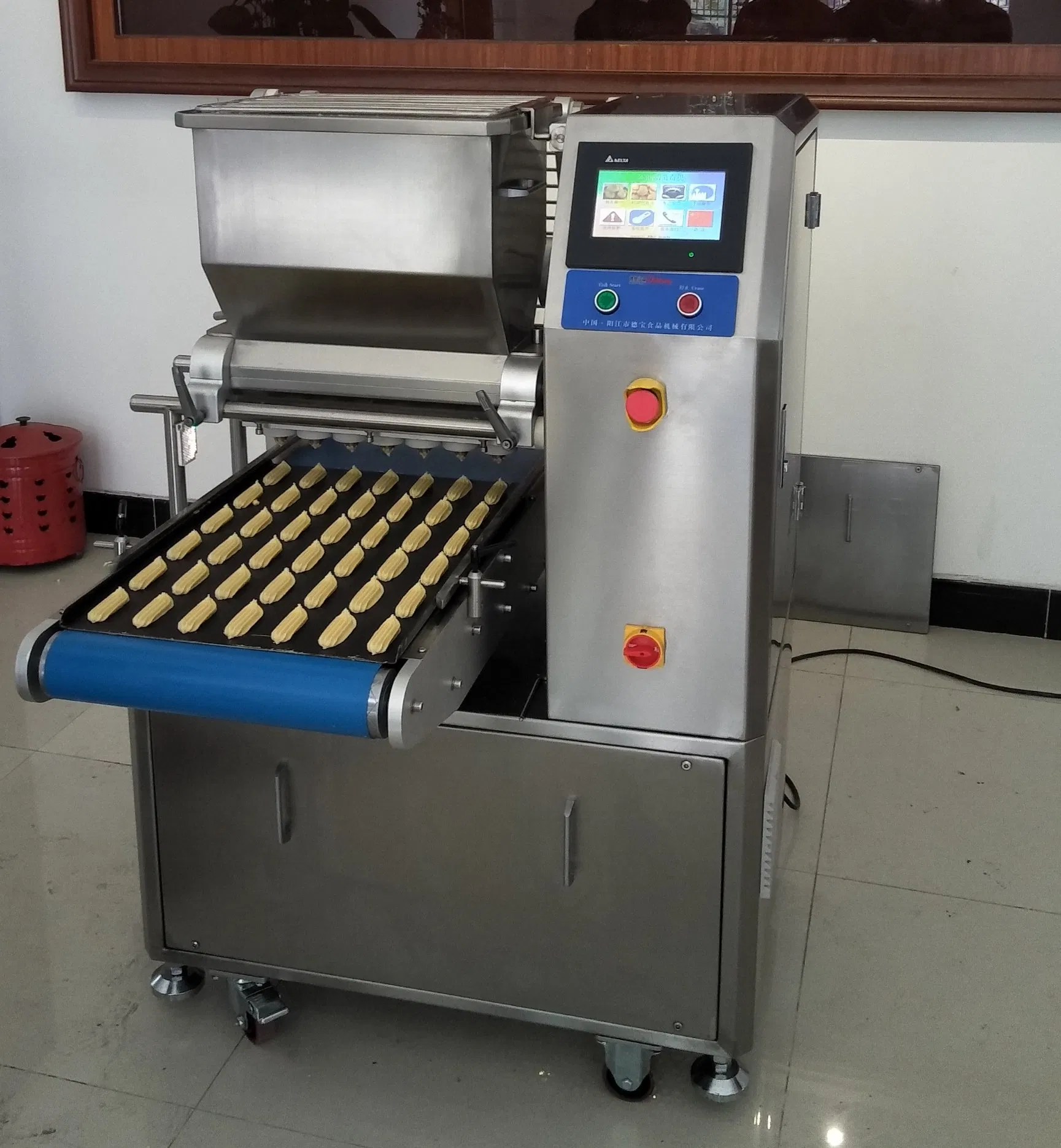 Skywin Industrial Tray Type Cookie Forming and Cutting Machine