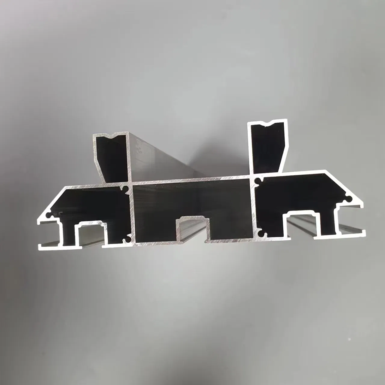 Custom Aluminum Extrusion Profiles 6061 6063 7075 Series Aluminum Sheet Tube