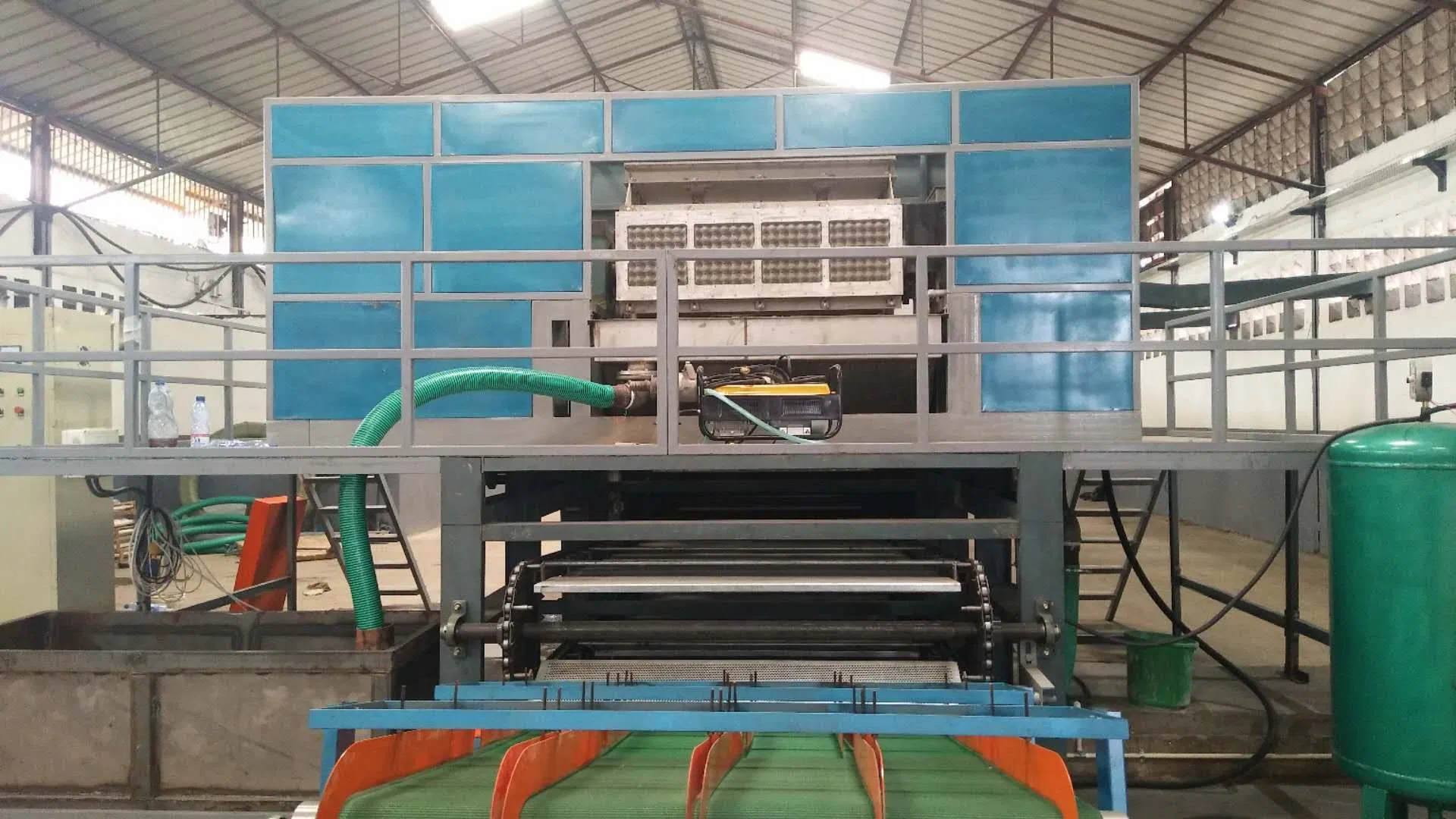 Waste Paper Forming Corner Machine/Industrial Tray Machine/Paper Corner Machine