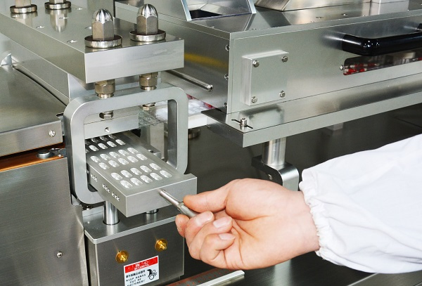 Marya Pharmaceutical Automatic Blister Packing and Carton Packing Production Line with CE Certificate