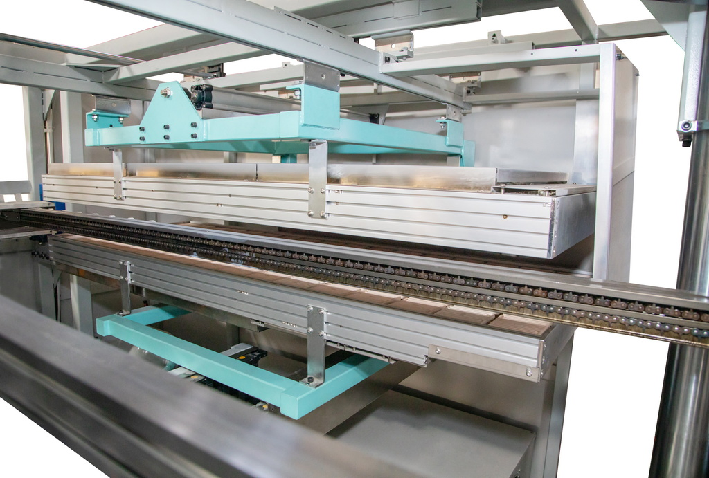 Fully Automatic 3-Station Vacuum Forming Thermoforming Industrial Plastic Egg Tray Making Machine