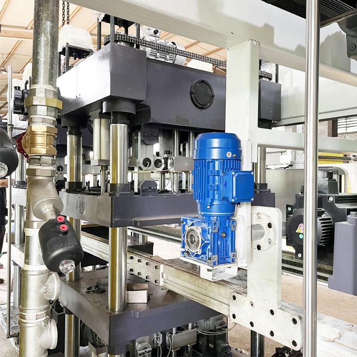 Advanced Plastic Forming and Stacking System