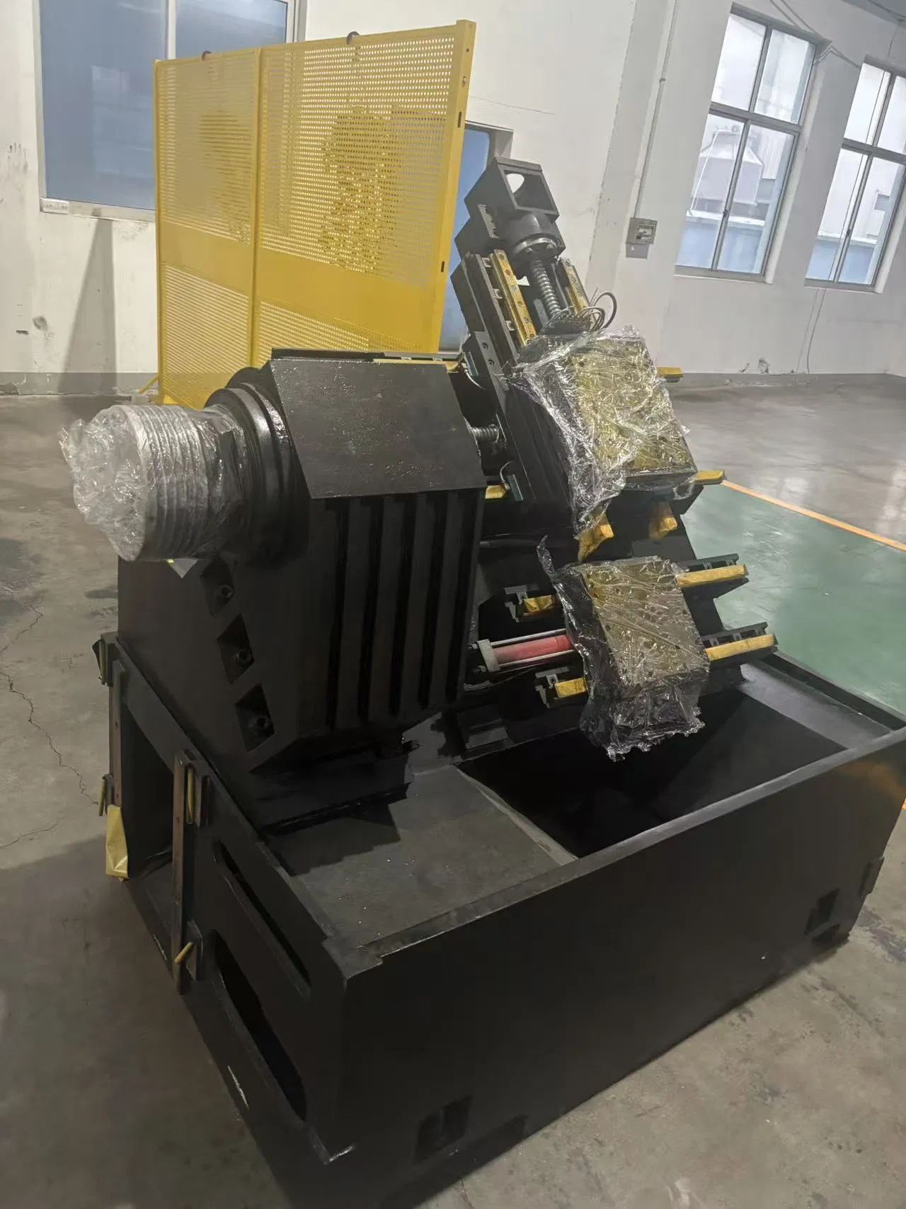 Spain CNC Lathe Milling Centre, Taiwan Syntec Control System Included