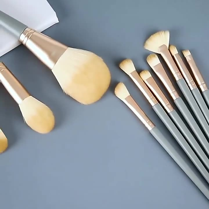 Conjunto de Pincéis de Maquiagem Profissional Beautichen Blue 10PCS - Pincéis Cosméticos de Fibra Sintética Macia com Estojo (OEM Personalizado Marca Privada)