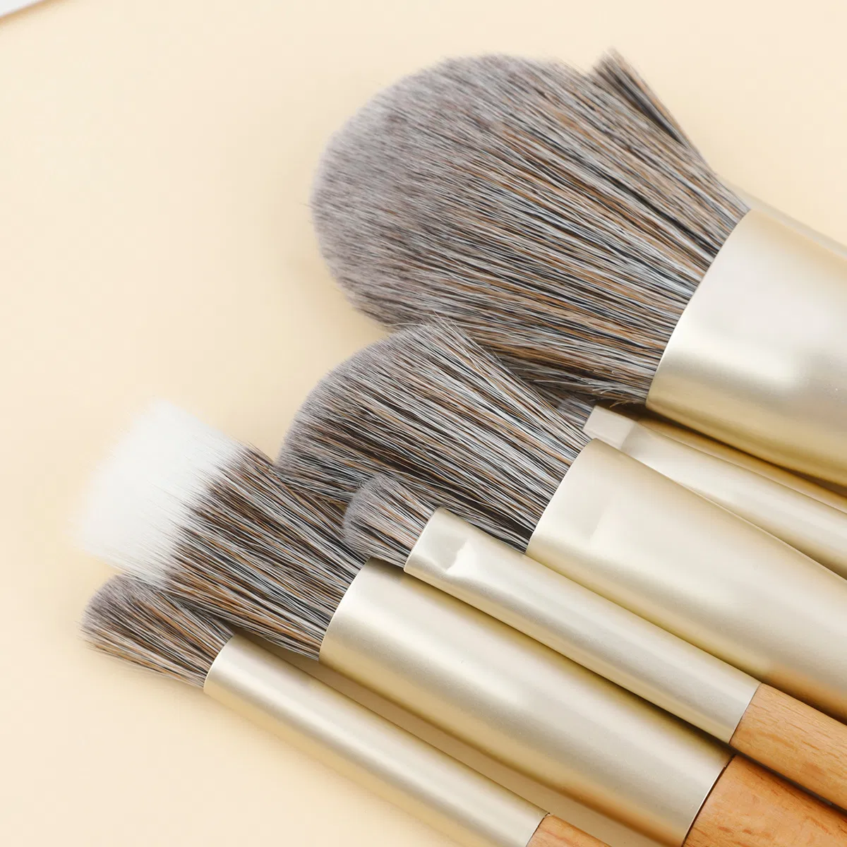 Conjunto de Pincéis de Maquiagem de Madeira Beautichen 12-Piece – Cerdas Sintéticas Veganas, Pincéis de Cabo Natural Ecológicos para Base, Contorno, Mistura