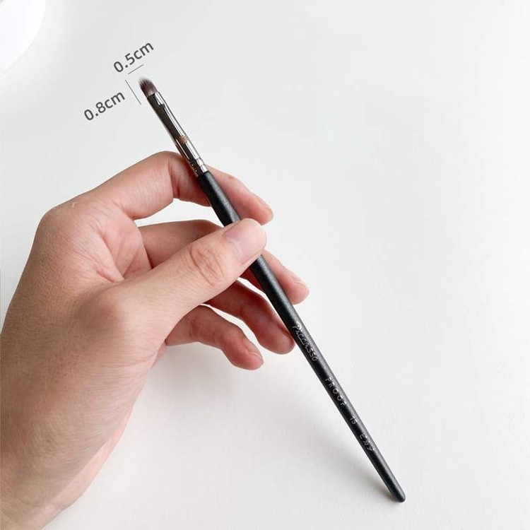 Pincéis de Maquiagem de Luxo Pretos Personalizados por Atacado, Pincel de Corretivo para Lábios Sintético com Etiqueta Privada