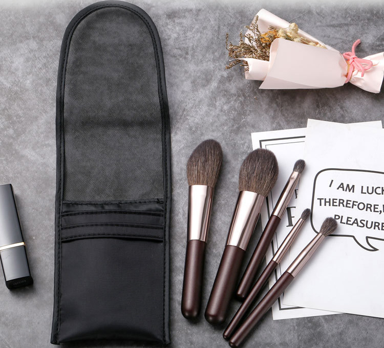 Atacado 5PCS Pincéis de Maquiagem Portáteis de Cabelo de Cabra com Etiqueta Privada para Viagem com Bolsa Cosmética