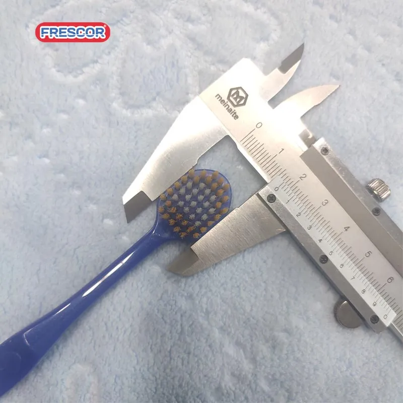 Escova de Dentes 3