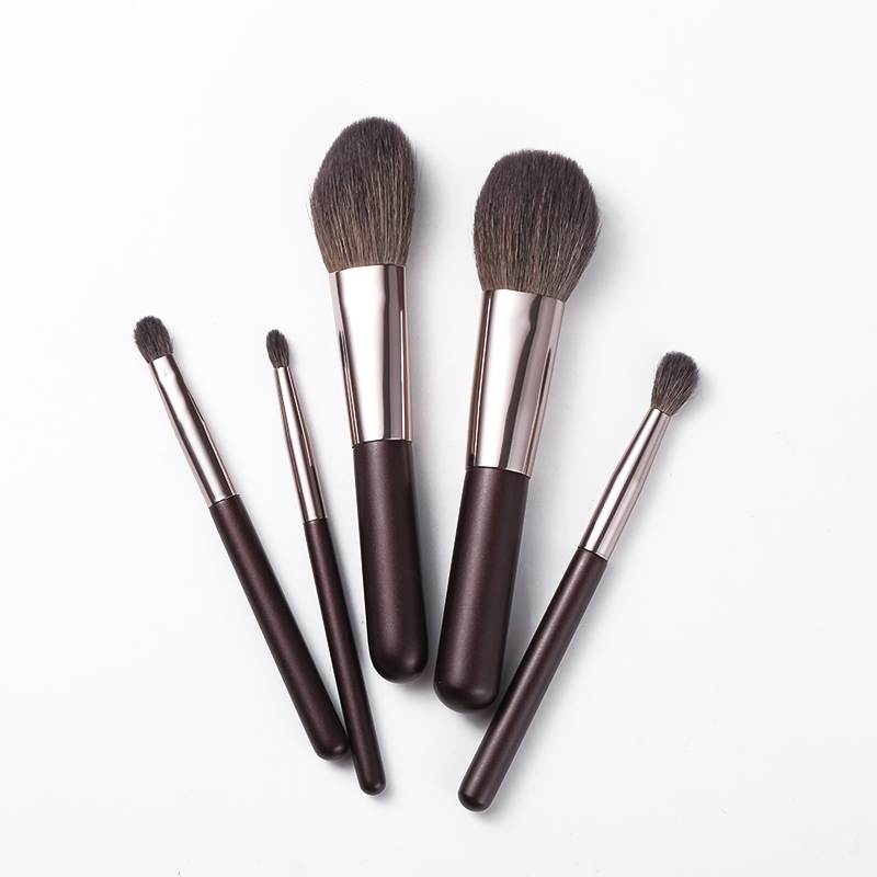 Conjunto de Pincéis de Maquiagem Portátil de Duas Pontas com Cabo de Madeira Preto Fosco em Fibra Sintética Pequeno Novo com Estojo de Armazenamento 5PCS