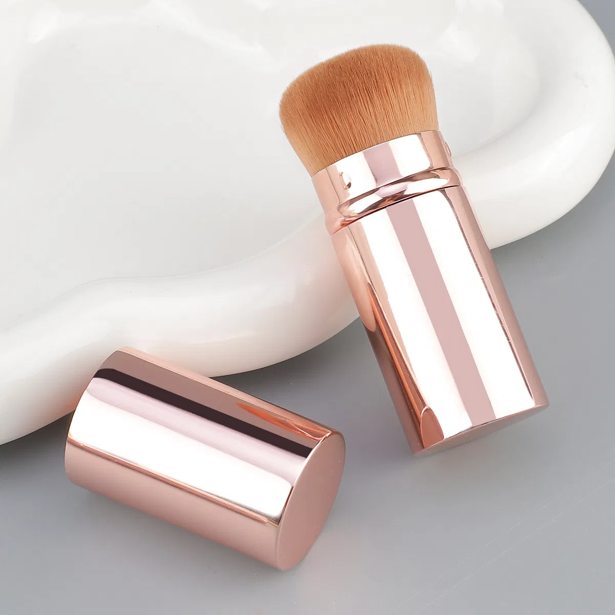 Custom Logo Retractable Makeup Brush Large Powder Blush Kabuki Brush