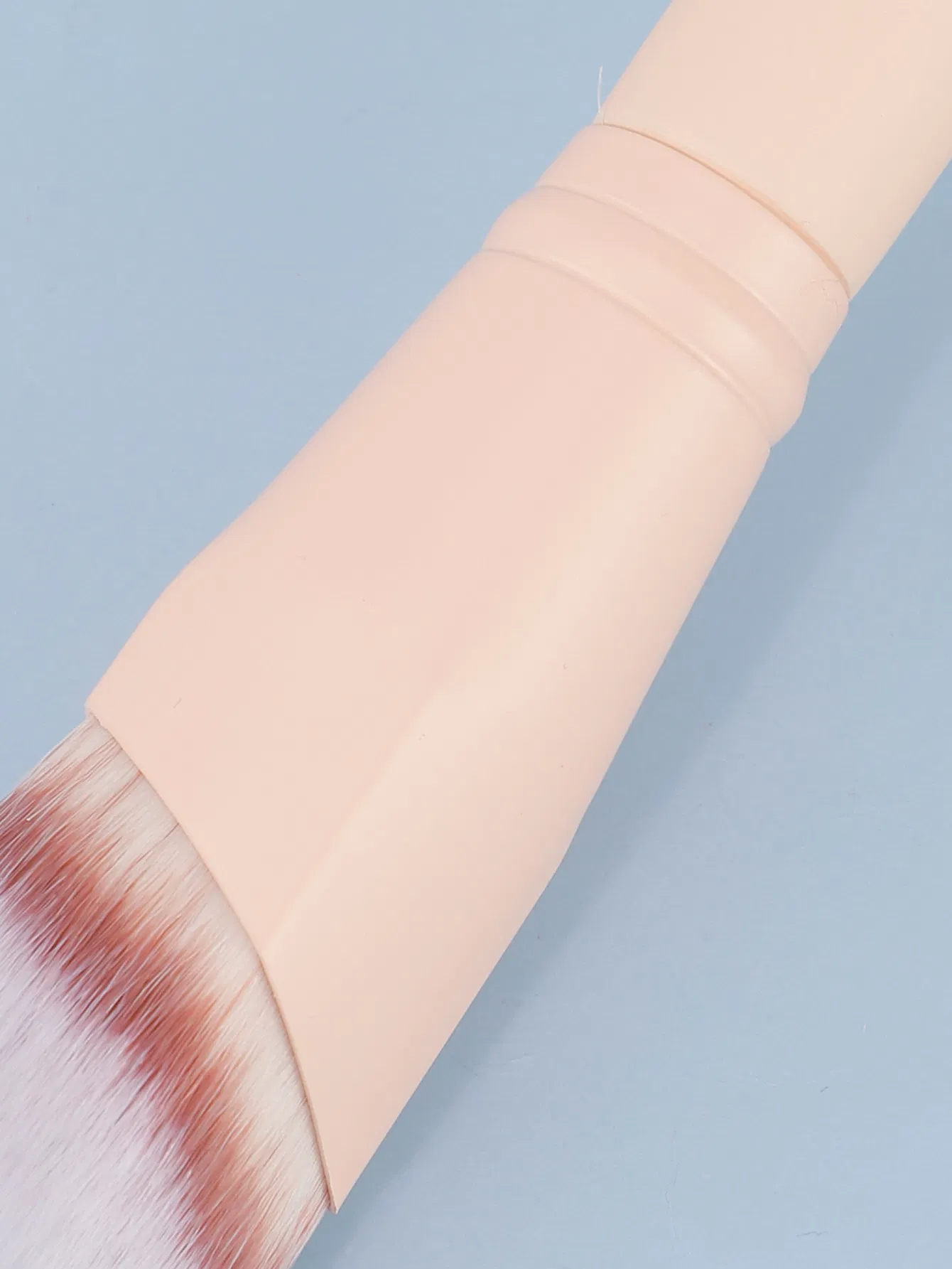 New Hot Sales Multifunctional Makeup Tool Vegan Foundation Concealer Brush