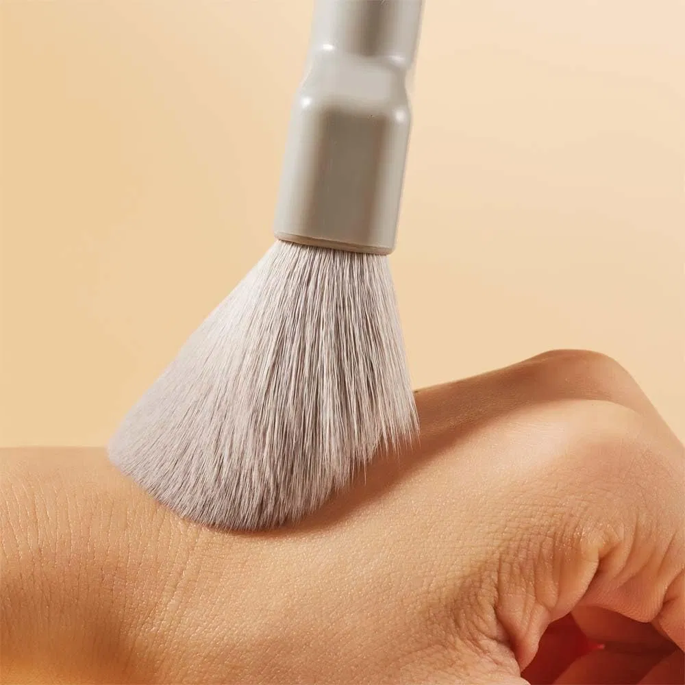 Unique Professional Painter Soft Synthetic Wood Handle Makeup Brush Set