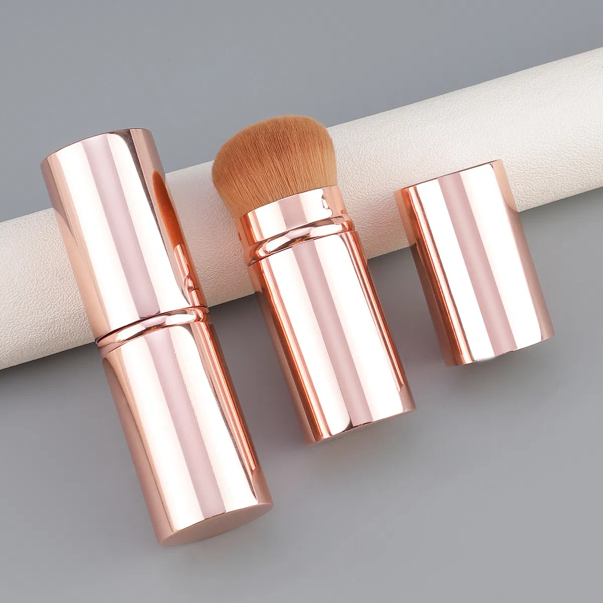 Custom Logo Retractable Makeup Brush Large Powder Blush Kabuki Brush