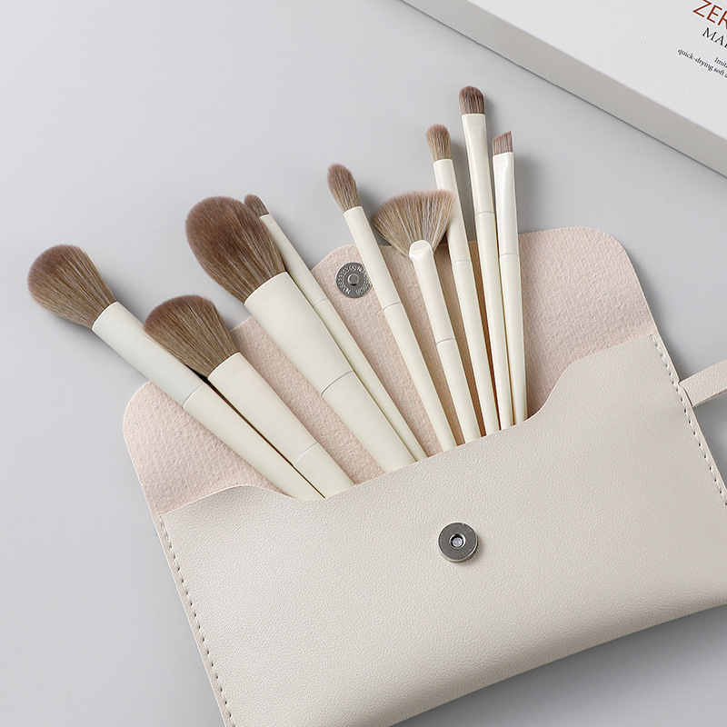 Conjunto de Pincéis de Maquiagem Bege Logotipo Personalizado Pincéis de Maquiagem Plástico Marca Privada