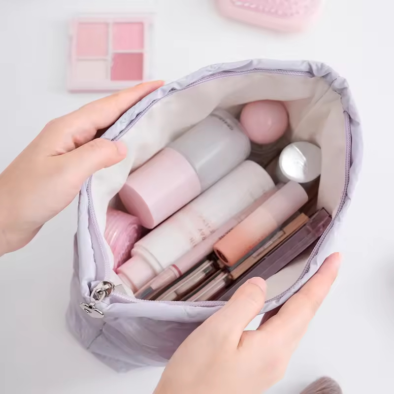 Bolsa de Maquiagem com Alça em Poliéster com Zíper de Grande Capacidade para Viagem e Pincéis