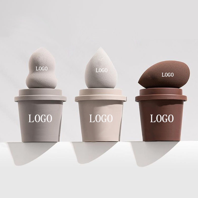 Cosmetics Puff Application 3