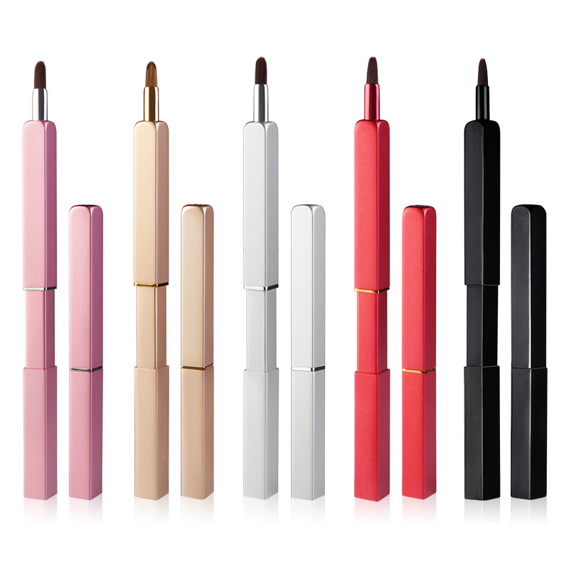 Lip Brush Details 1