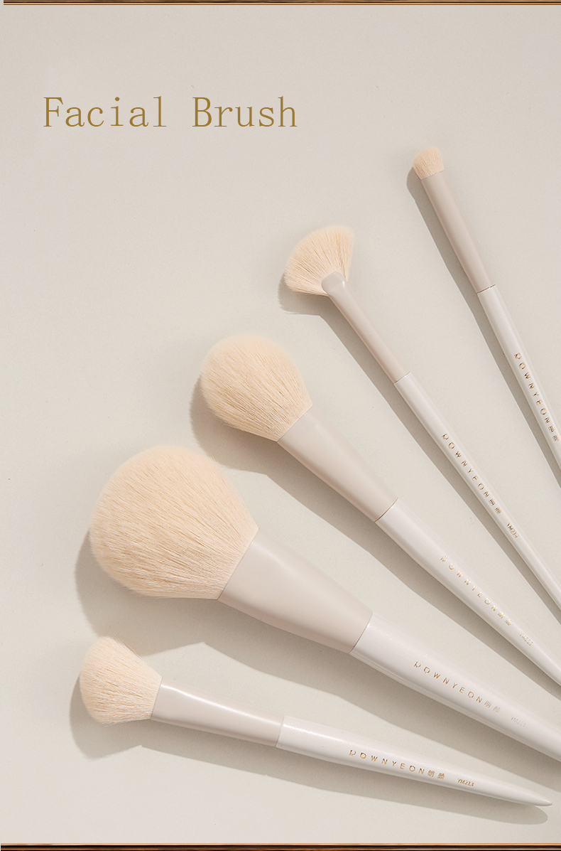 Makeup Brush Detail 7
