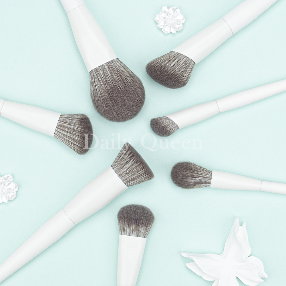 Daily Queen &amp; Mor-phe 19pcs Grey Nano Hair White Handle Powder Makeup Brushes Premium Quality &amp; Luxurious Feel Custom Logo