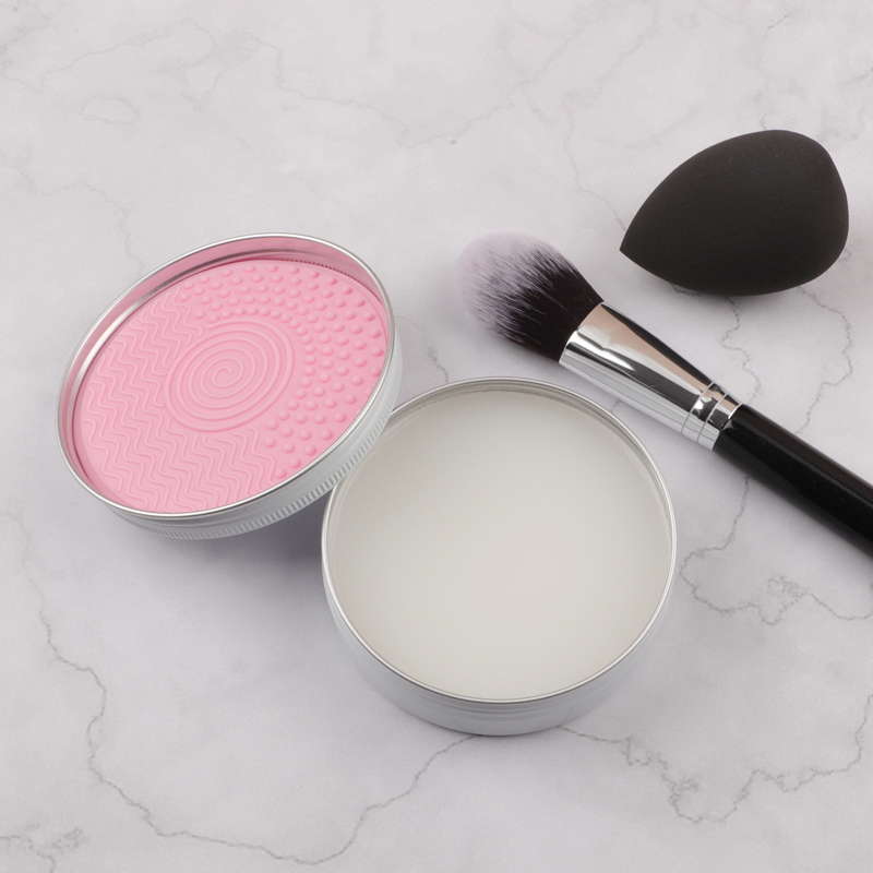 Makeup Brush Cleaning Soap Detail 1