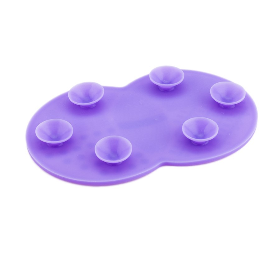 Silicone Makeup Brush Cleaning Pad - Detail View