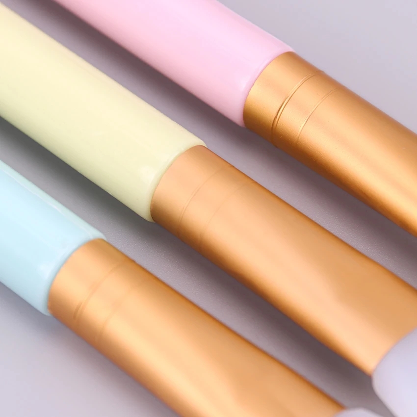 Silicone brush view 3