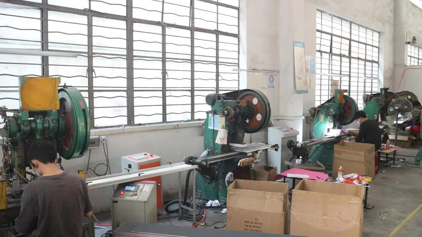 Precision punch machine for makeup brush ferrule and handle manufacturing