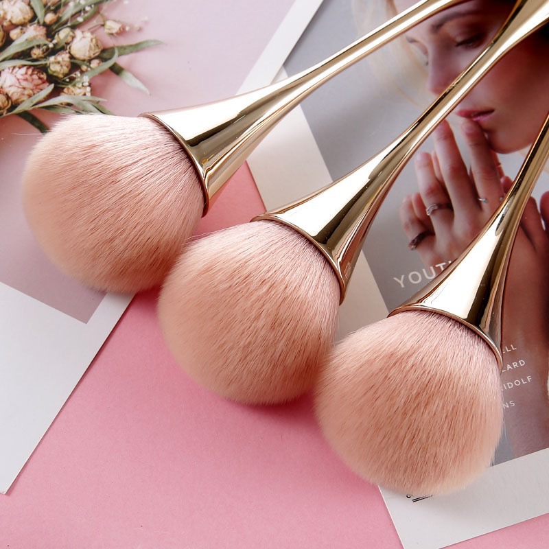 Hot Selling Custom Logo Makeup Blush Rainbow Large Face Cosmetic Nail Cleaner Big Fluffy Soft Loose Powder Brush