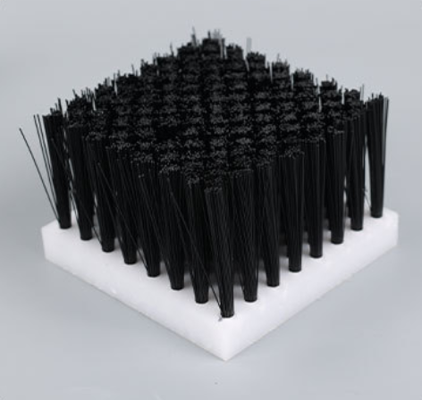 Plate Brush Detail 1
