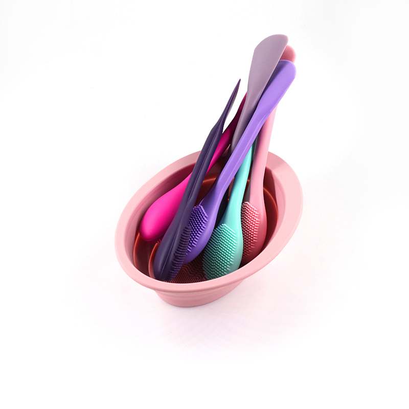 Silicone Facial Mask Applicator 1